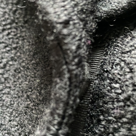 Beautiful Banana Republic black wool winter coat. Size small only worn twice. - Picture 4 of 8